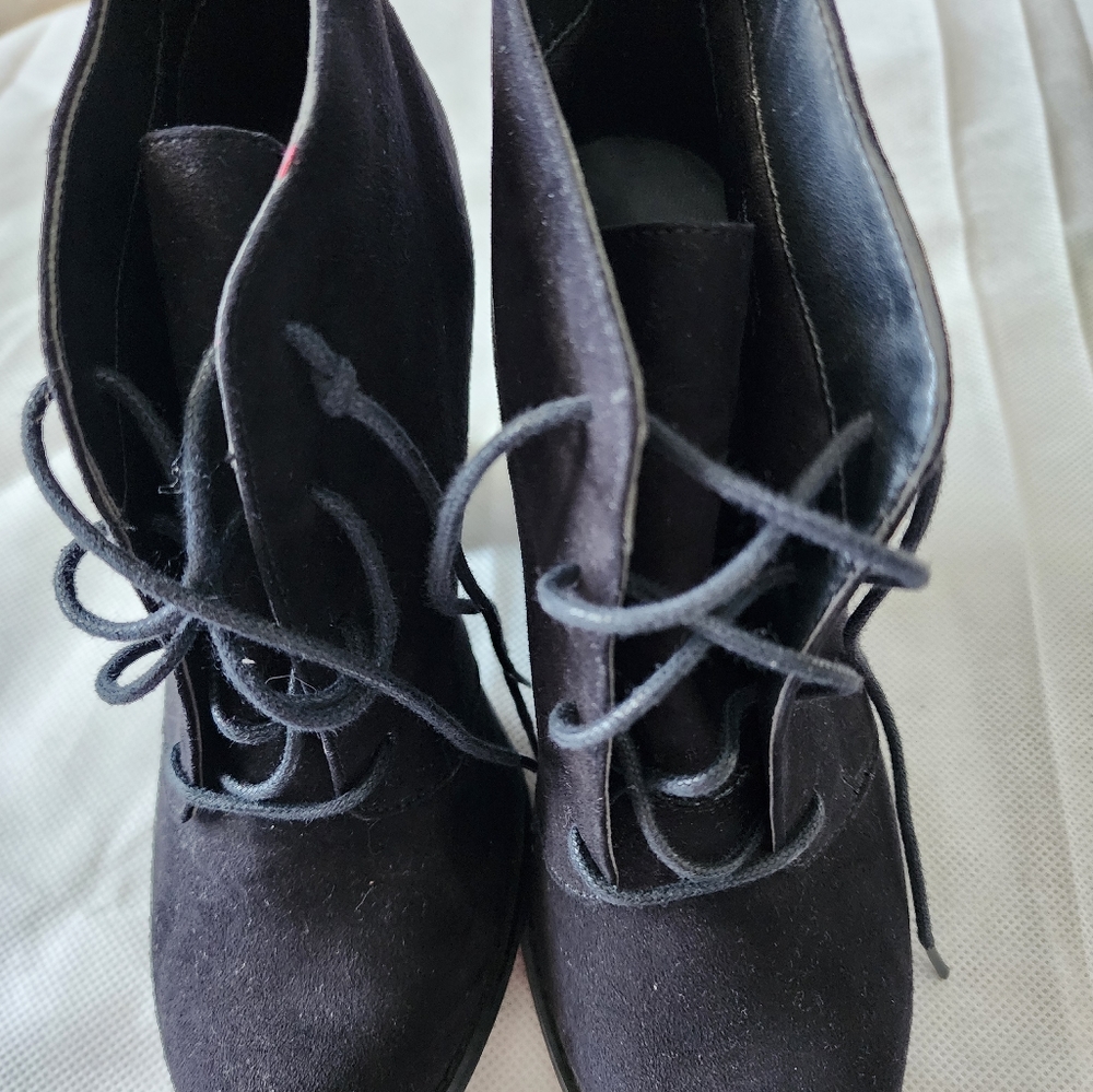 Call It Spring Black Size 7.5 Suede Boots  3 1/2 Chunky Heel. A-4